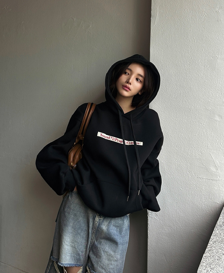 [現貨] Kay Unisex 休閒文字連帽T [ 2色 / Free ]